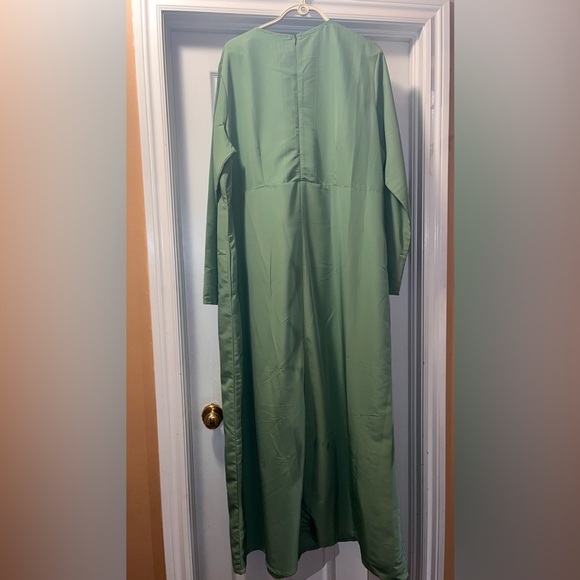 Summer green abaya - Picture 3 of 4